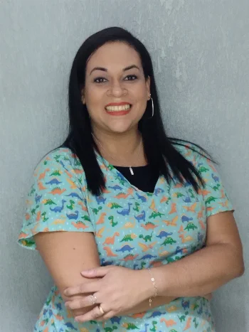 Logotipo Fonoaudiologa Fernanda Loyola Serviço Terapêuticos LTDA