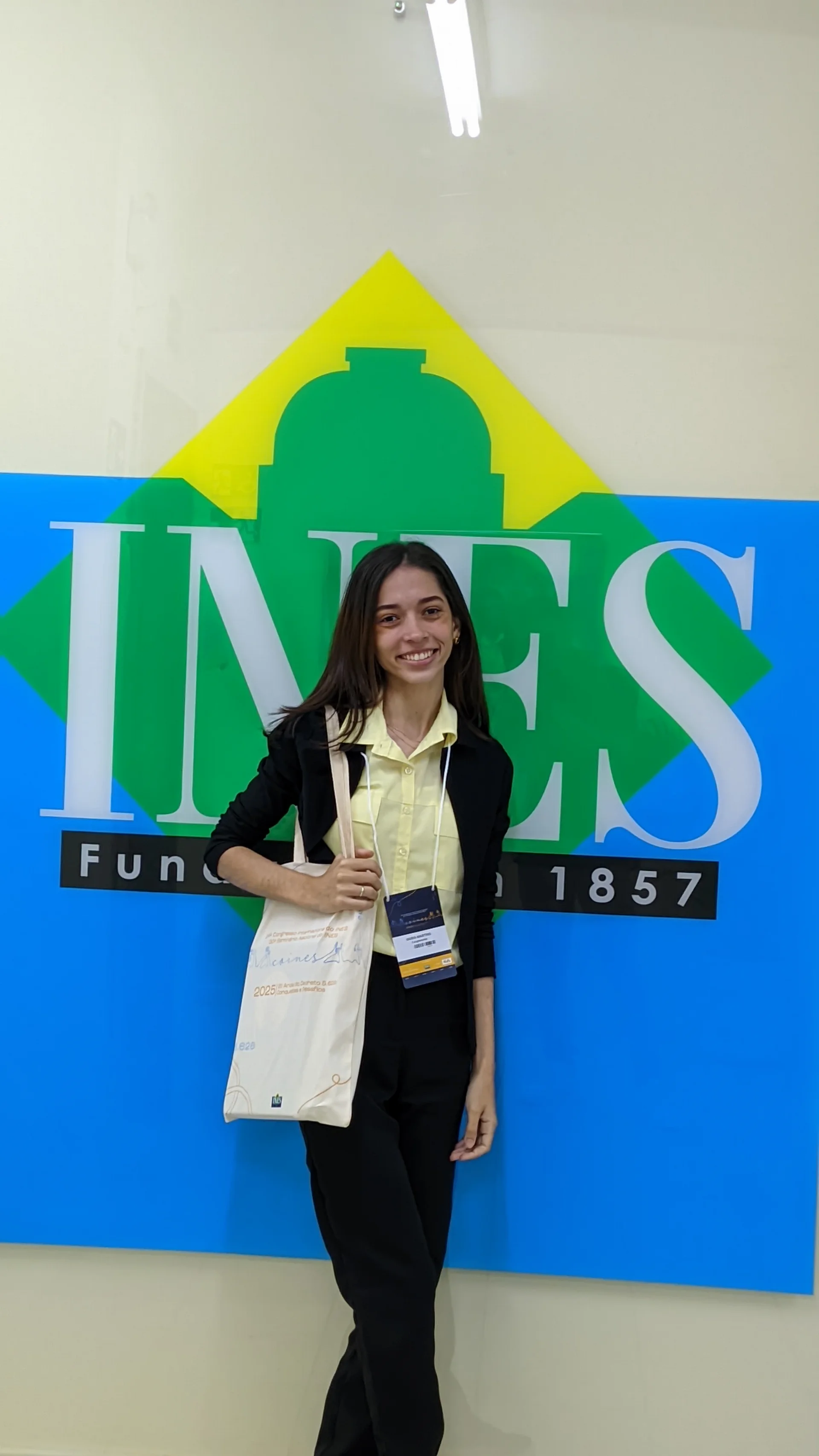 Maria Eduarda professora de Libras