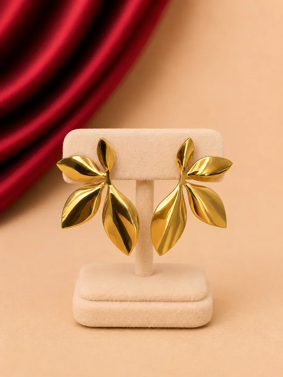 Brinco Flora Dourado
