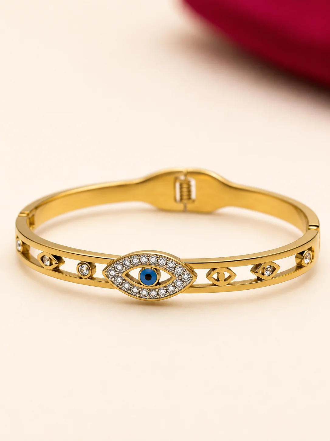 Pulseira May