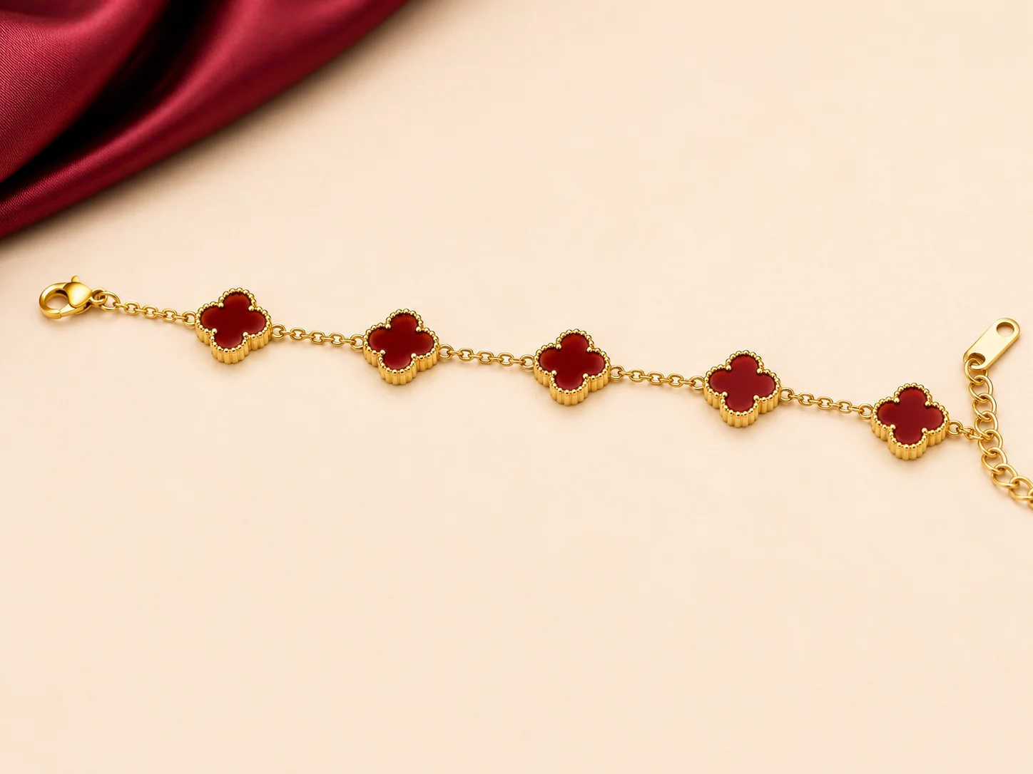 Pulseira Trevo Rubi