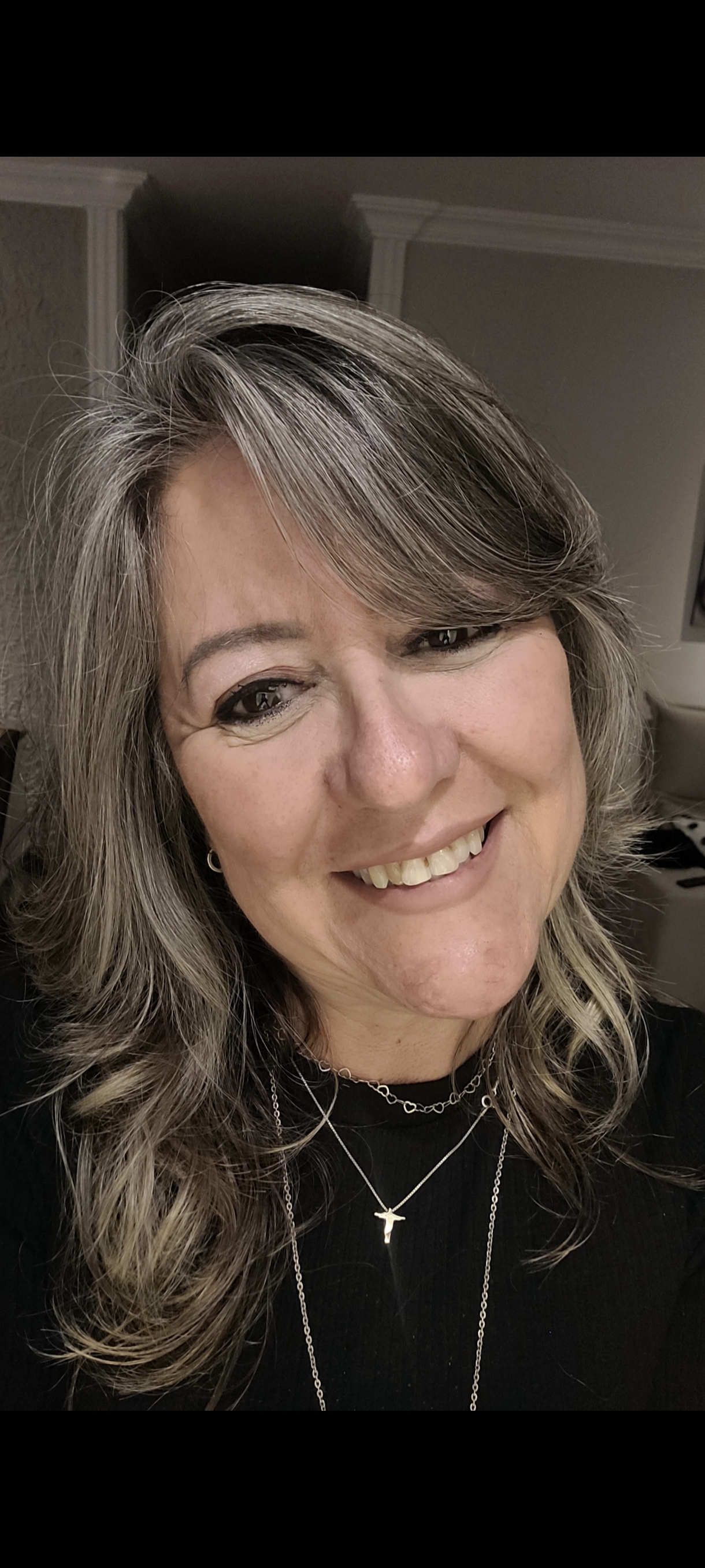 Logotipo Mônica Fernandes Psicóloga Clínica Comportamental